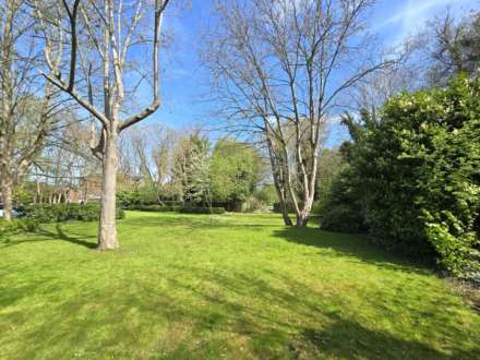 Deans Mill Court, The Causeway, Canterbury, Image 9