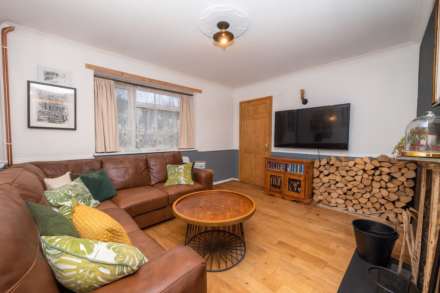 Shipman Avenue, Canterbury, Image 2