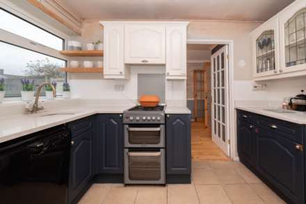 Shipman Avenue, Canterbury, Image 5