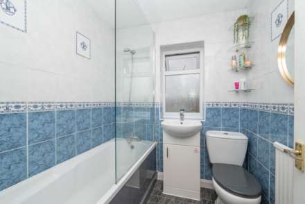 Shipman Avenue, Canterbury, Image 8