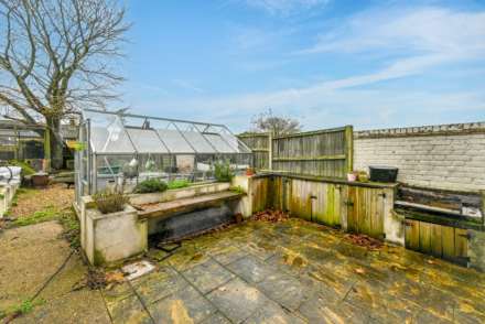 Shipman Avenue, Canterbury, Image 9