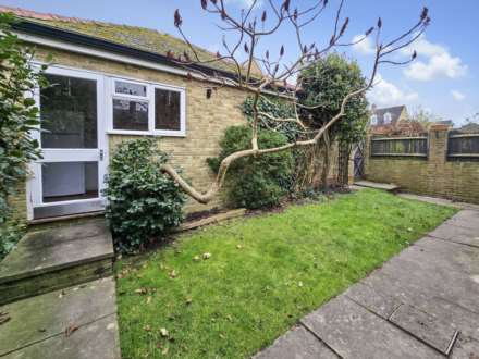 Roper Road, Canterbury, Image 9
