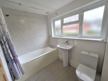 Rentain Road, Chartham, Image 9