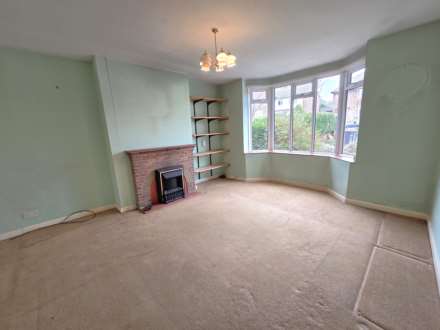 Hillside Avenue, Canterbury, Image 4