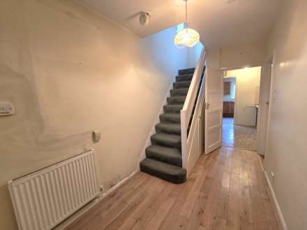 Hillside Avenue, Canterbury, Image 9