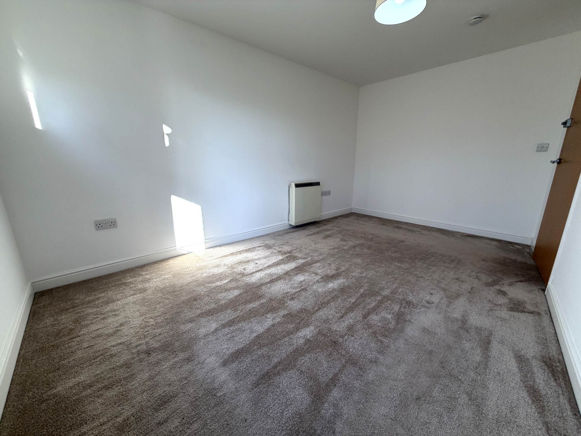 Bingley Court, Canterbury, Image 9