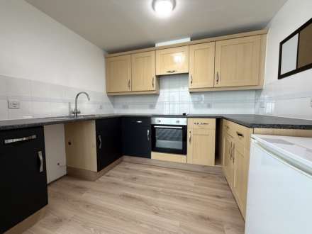 Bingley Court, Canterbury, Image 3