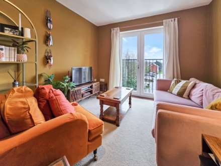 Dextor Close, Canterbury, Image 2