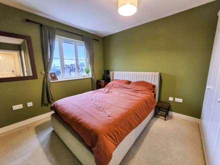 Dextor Close, Canterbury, Image 4