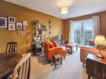 Dextor Close, Canterbury, Image 5