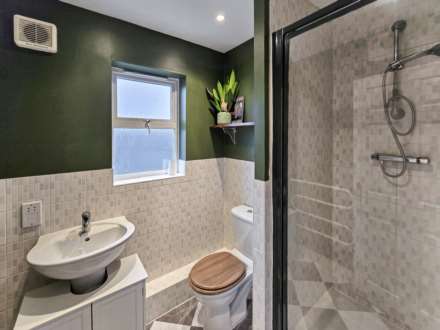 Dextor Close, Canterbury, Image 9