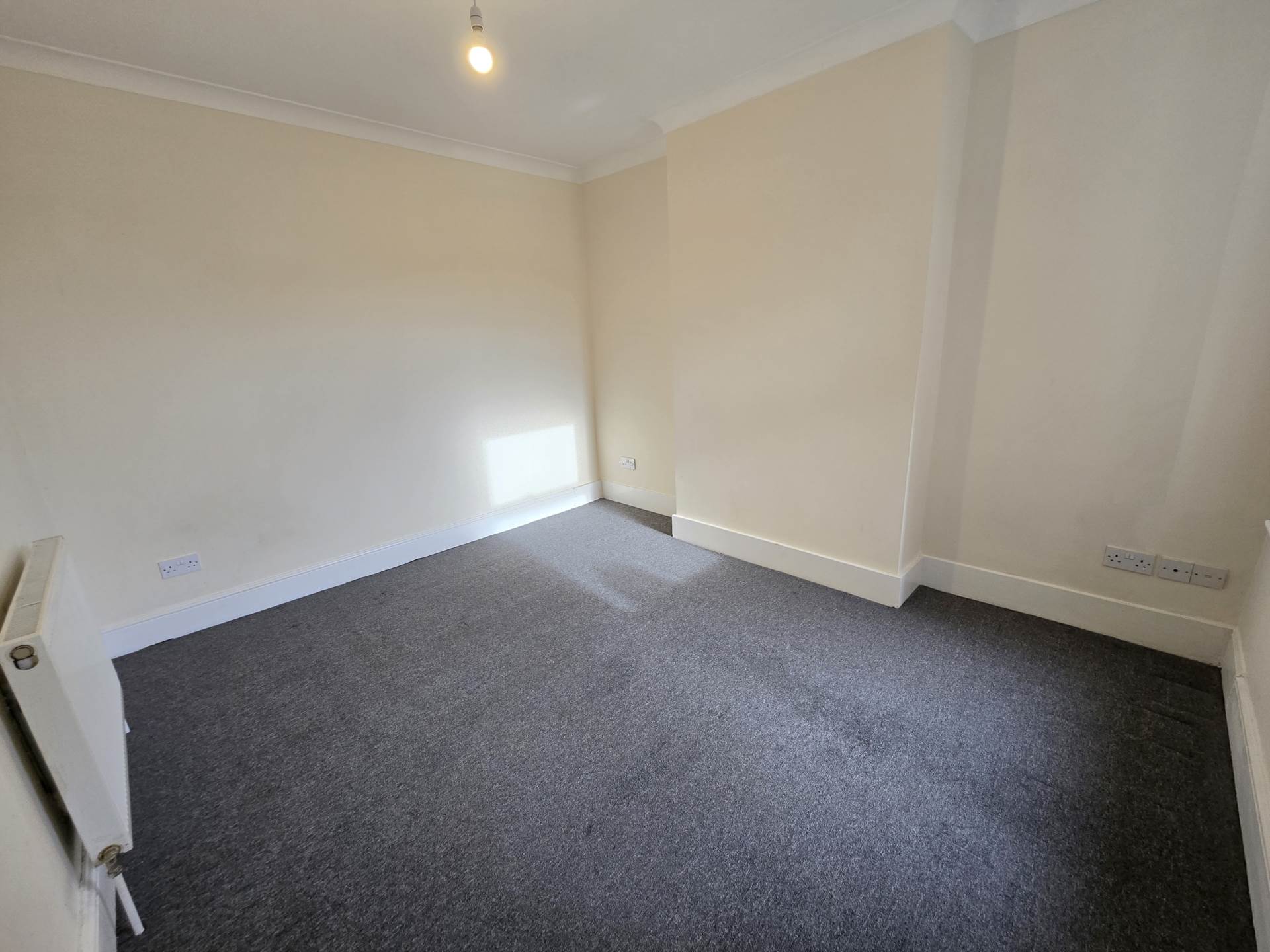 Kent Avenue, Ashford, Image 4