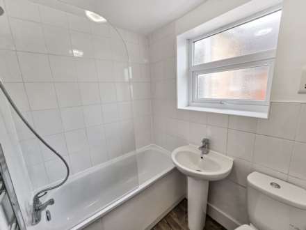 Kent Avenue, Ashford, Image 11