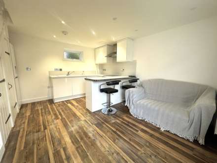 Orchard Mews, Canterbury, Image 3