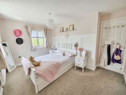 Rhondda Vale, Aylesham, Image 13