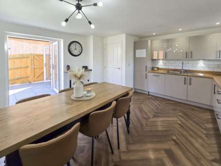 Rhondda Vale, Aylesham, Image 4