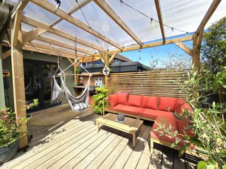 Hillside Avenue, Canterbury, Image 19
