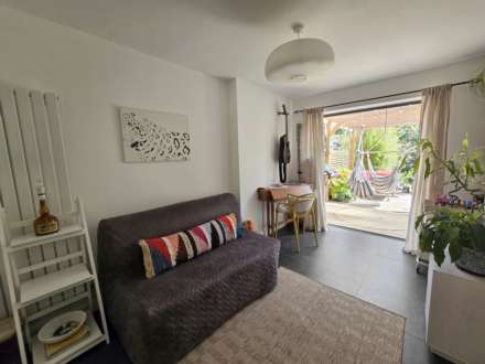 Hillside Avenue, Canterbury, Image 9