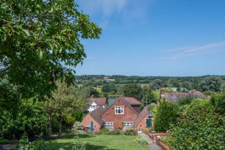 Ashford Road, Canterbury