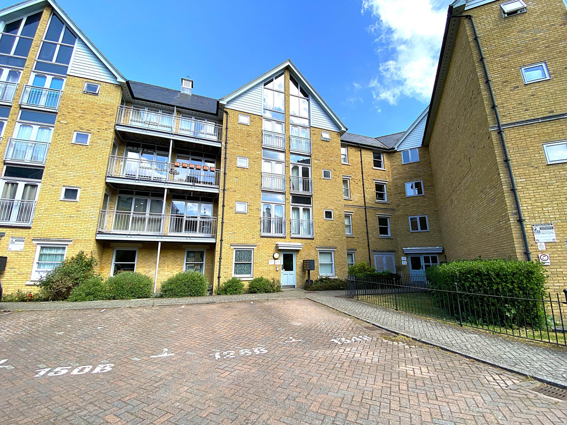 Bingley Court, Canterbury, Image 1