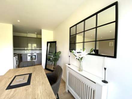 Bingley Court, Canterbury, Image 4