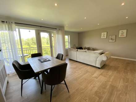 Bingley Court, Canterbury, Image 7