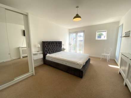 Bingley Court, Canterbury, Image 8