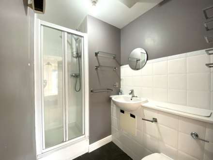 Bingley Court, Canterbury, Image 9
