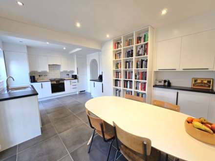 Nackington Road, Canterbury, Image 2