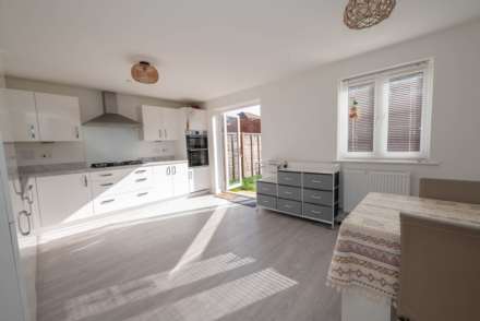 Basing Avenue, Canterbury, Image 4