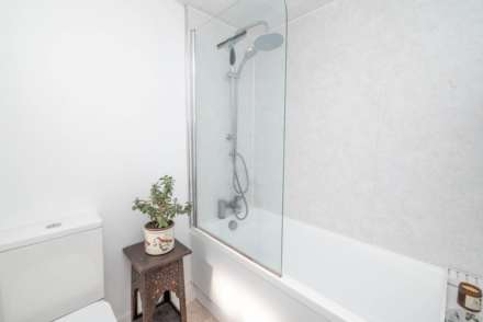 Guildford Road, Canterbury, Image 13