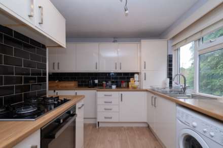 Wemyss Court, Canterbury, Image 2