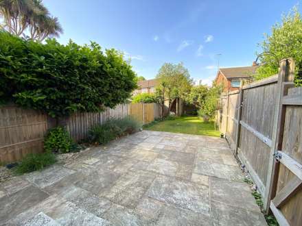 Gordon Road, Canterbury, Image 16