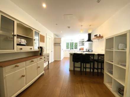 Cromwell Road, Canterbury, Image 4