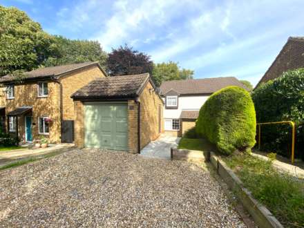 Westgate Close, Canterbury, Image 2