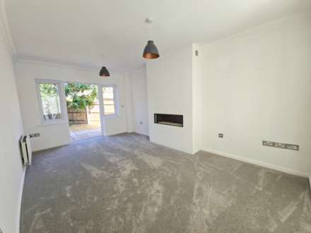 Gilbert Way, Canterbury, Image 2