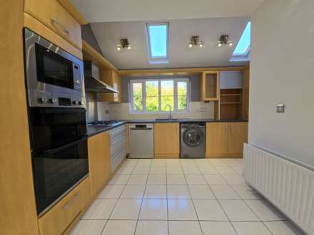 Gilbert Way, Canterbury, Image 3