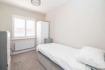Bluebell Avenue, Littlebourne, Image 17