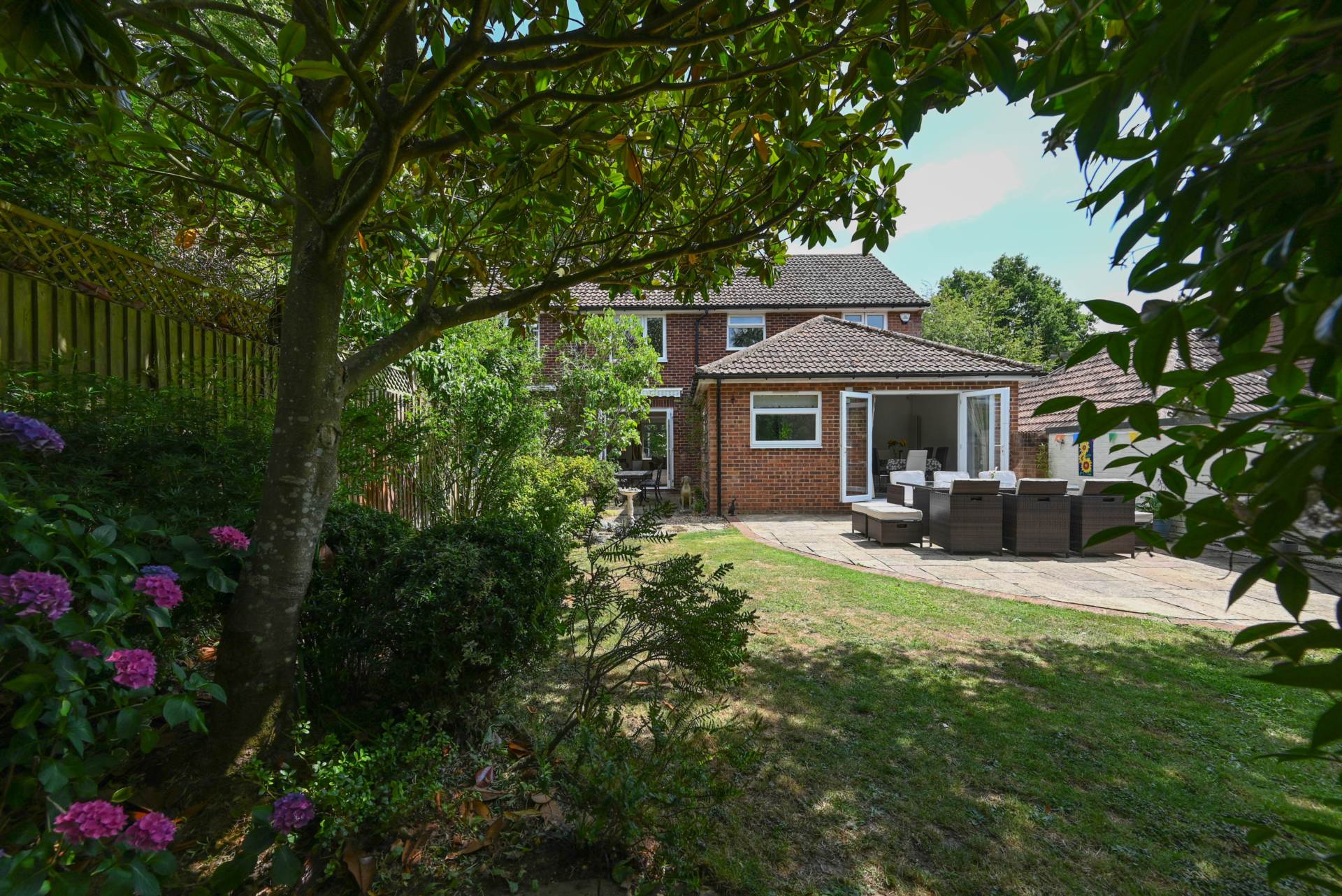 Hales Drive, Canterbury, Image 19