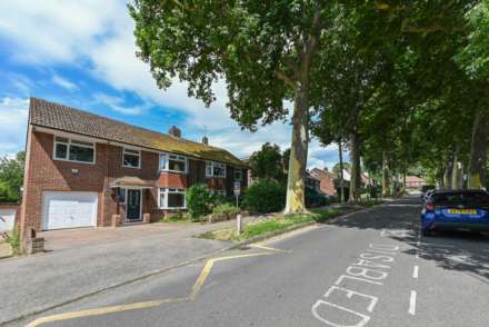Hales Drive, Canterbury, Image 25