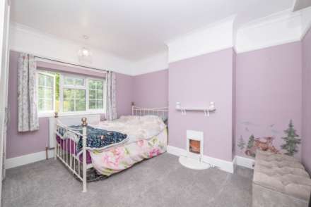 Orchard Close, Canterbury, Image 16