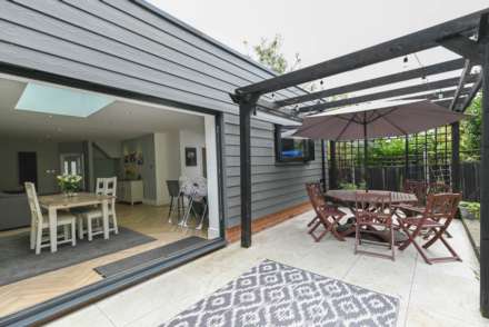Orchard Close, Canterbury, Image 18