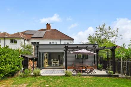 Orchard Close, Canterbury, Image 2