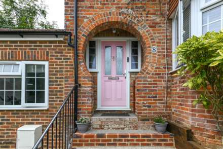 Orchard Close, Canterbury, Image 22