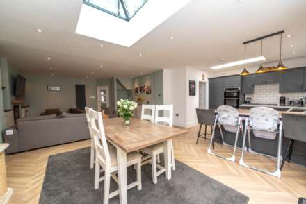 Orchard Close, Canterbury, Image 7