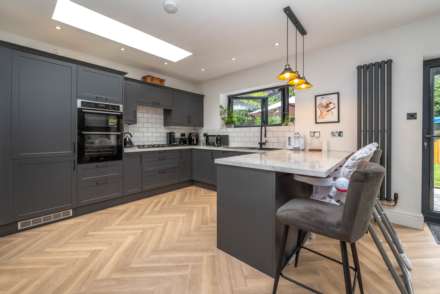 Orchard Close, Canterbury, Image 8