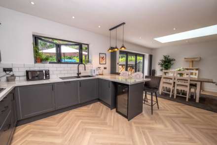 Orchard Close, Canterbury, Image 9