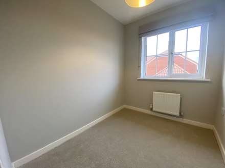 Central Boulevard, Canterbury, Image 11