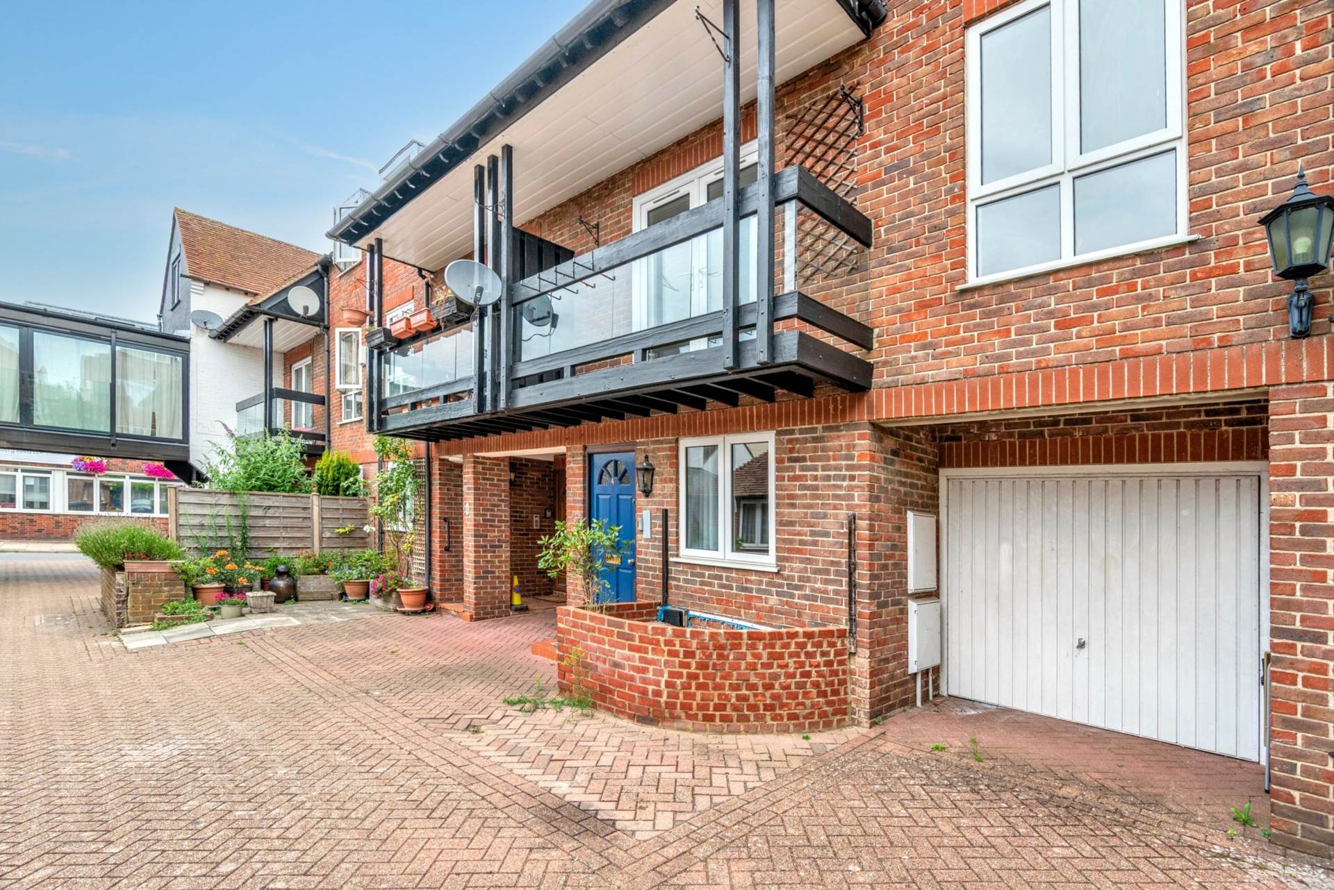 Temple Mews Stour Street, Canterbury, Image 1
