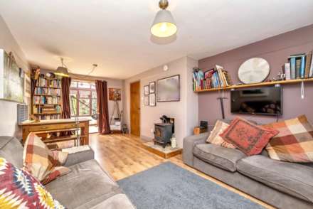 St Vincent Close, Littlebourne, Image 4